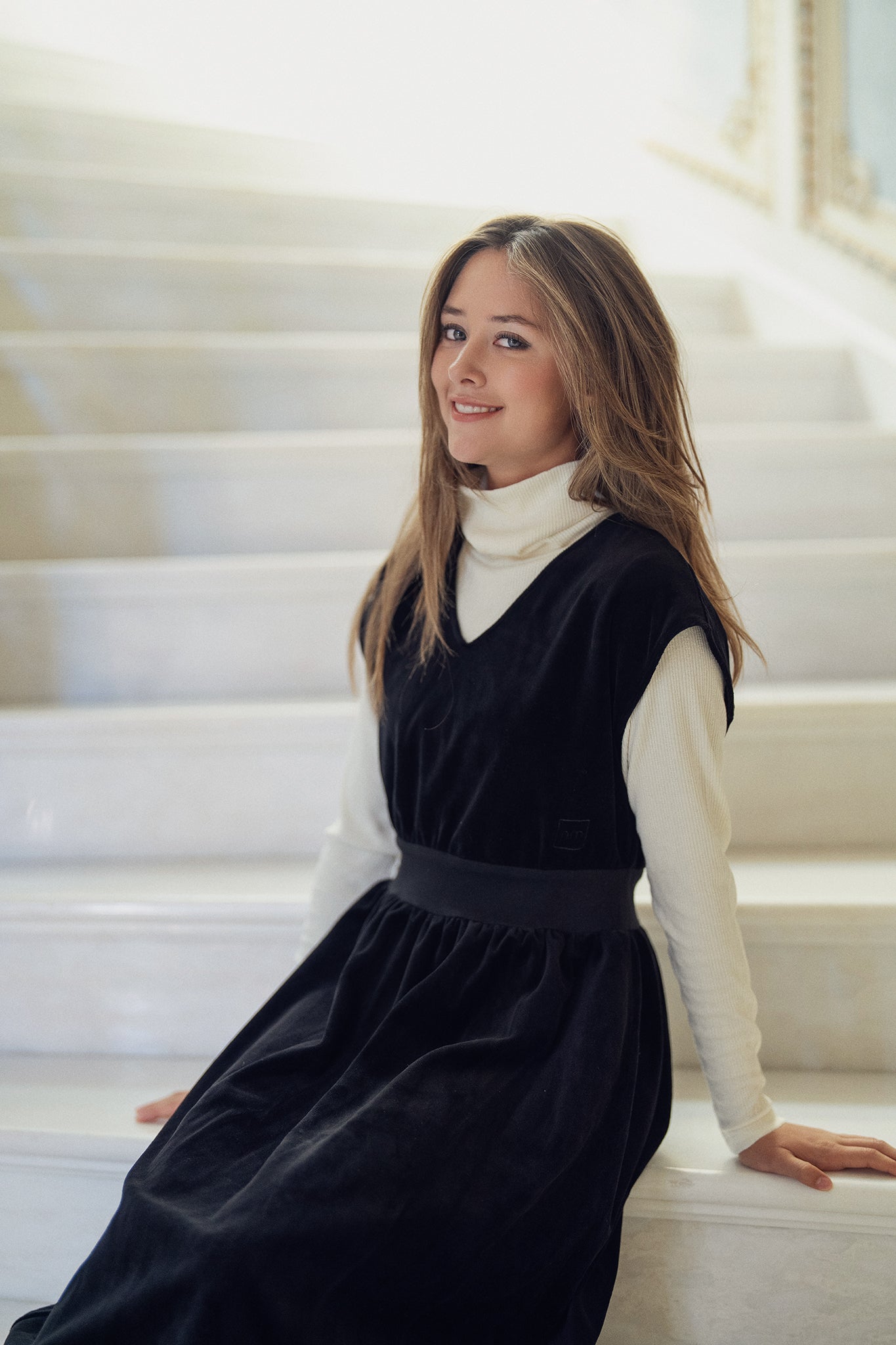 Velour V Neck Maxi - Black